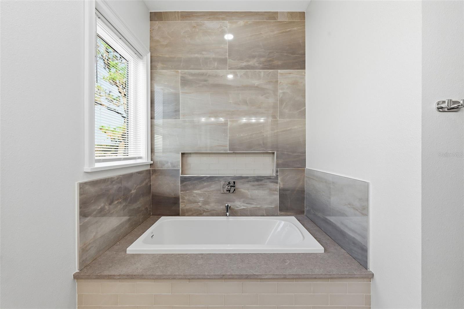 Image 30 of 55 For 3829 71st Street N