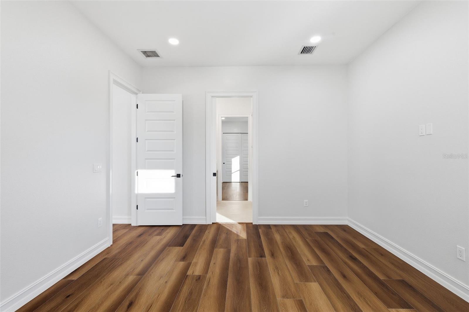 Image 35 of 55 For 3829 71st Street N