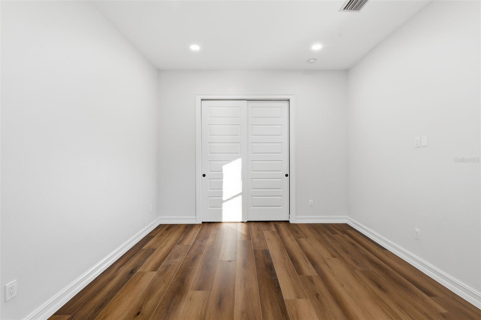 Image 37 of 55 For 3829 71st Street N