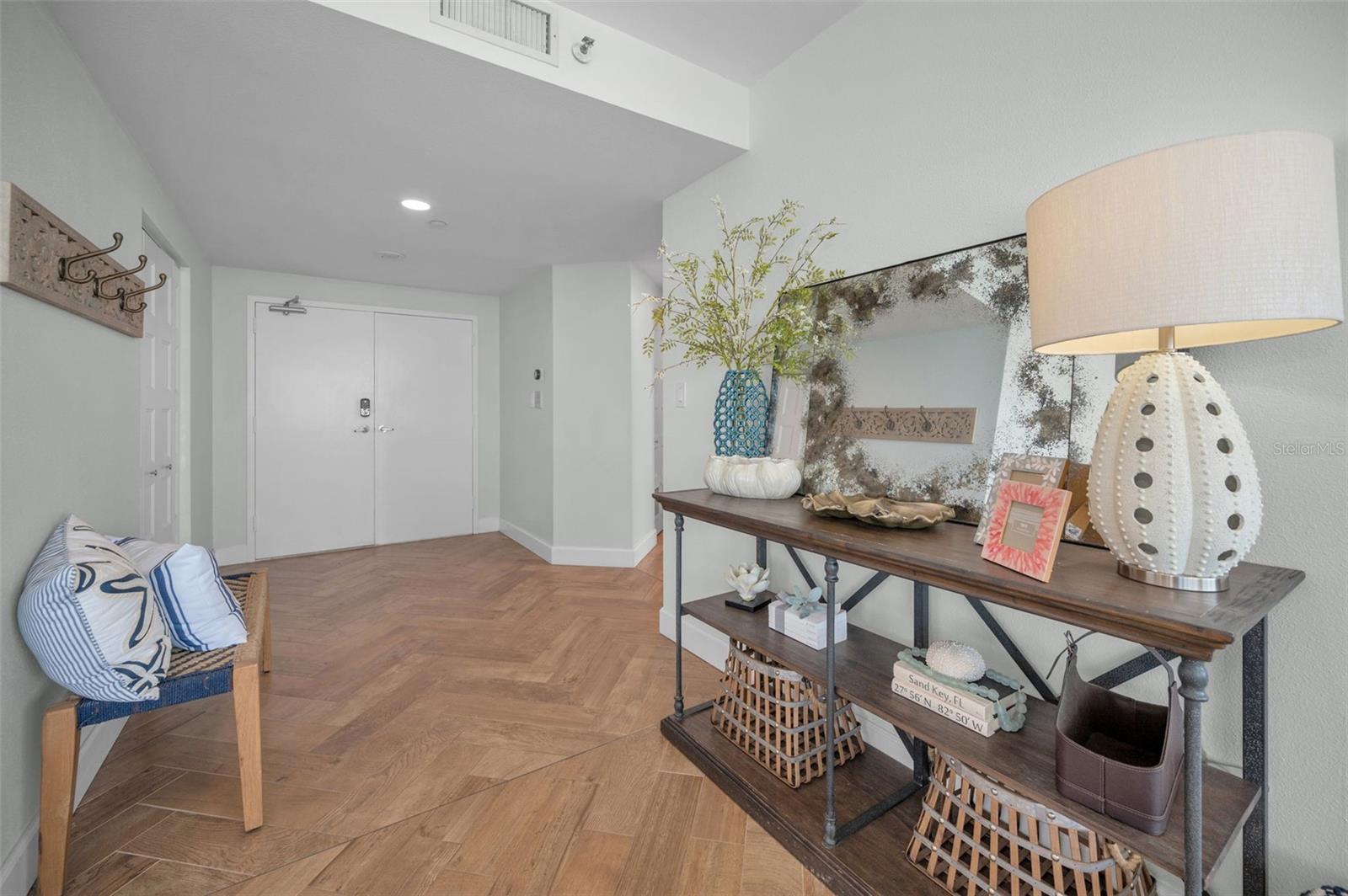 Image 17 of 49 For 1520 Gulf Boulevard 1201