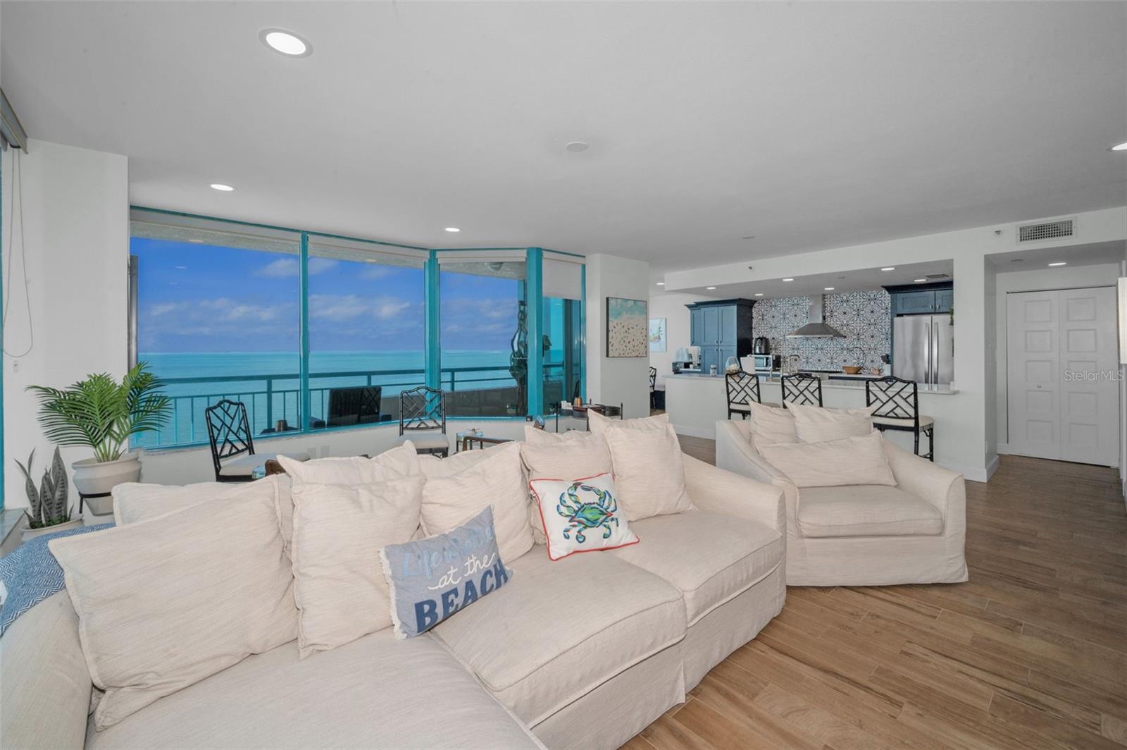 Image 2 of 49 For 1520 Gulf Boulevard 1201