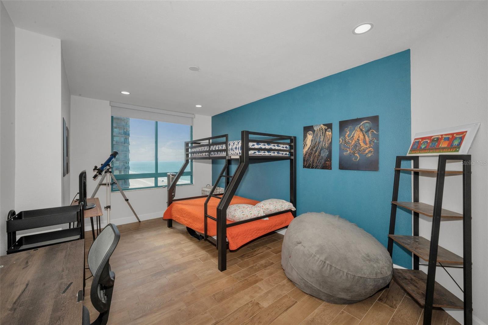 Image 36 of 49 For 1520 Gulf Boulevard 1201