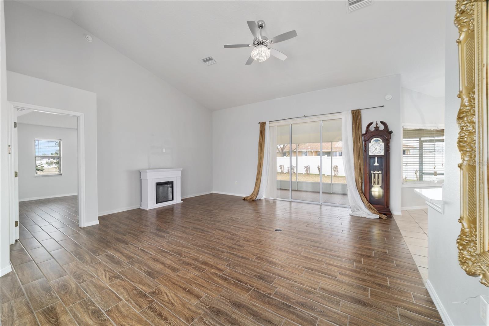 Image 12 of 78 For 5583 83rd Lane