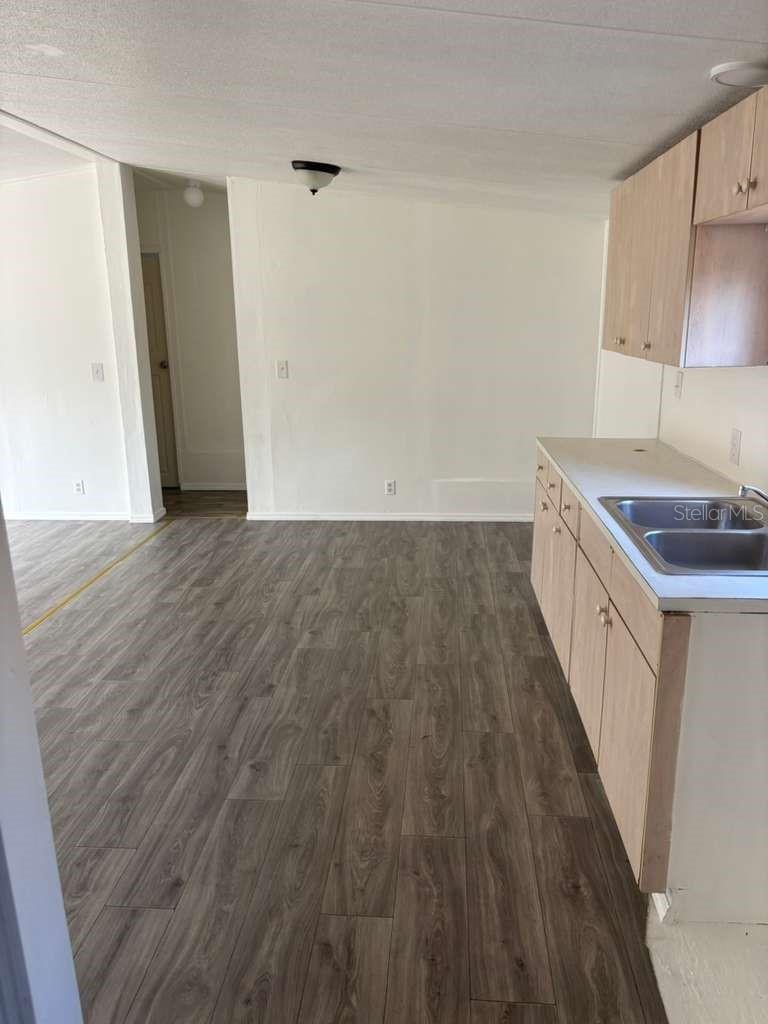 Image 5 of 20 For 343 884th Avenue