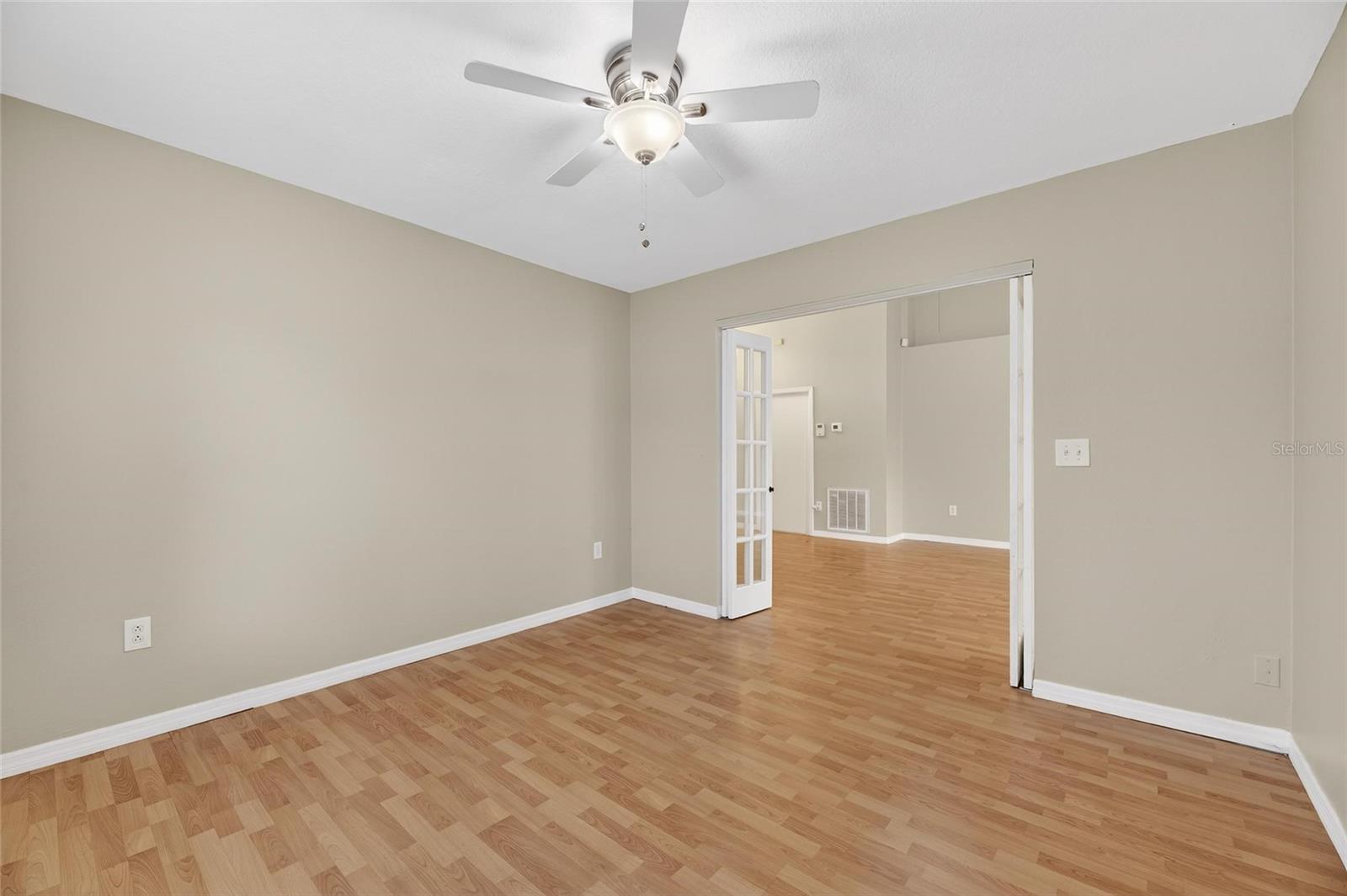 Image 15 of 57 For 140 Lookout Drive