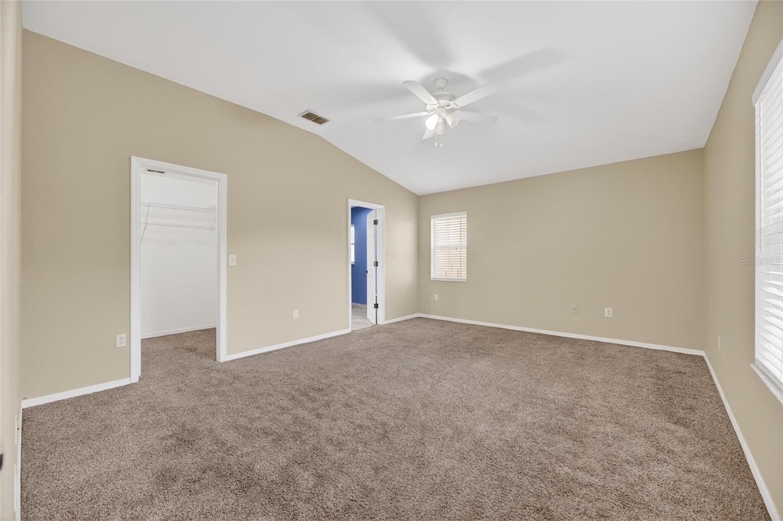 Image 22 of 57 For 140 Lookout Drive