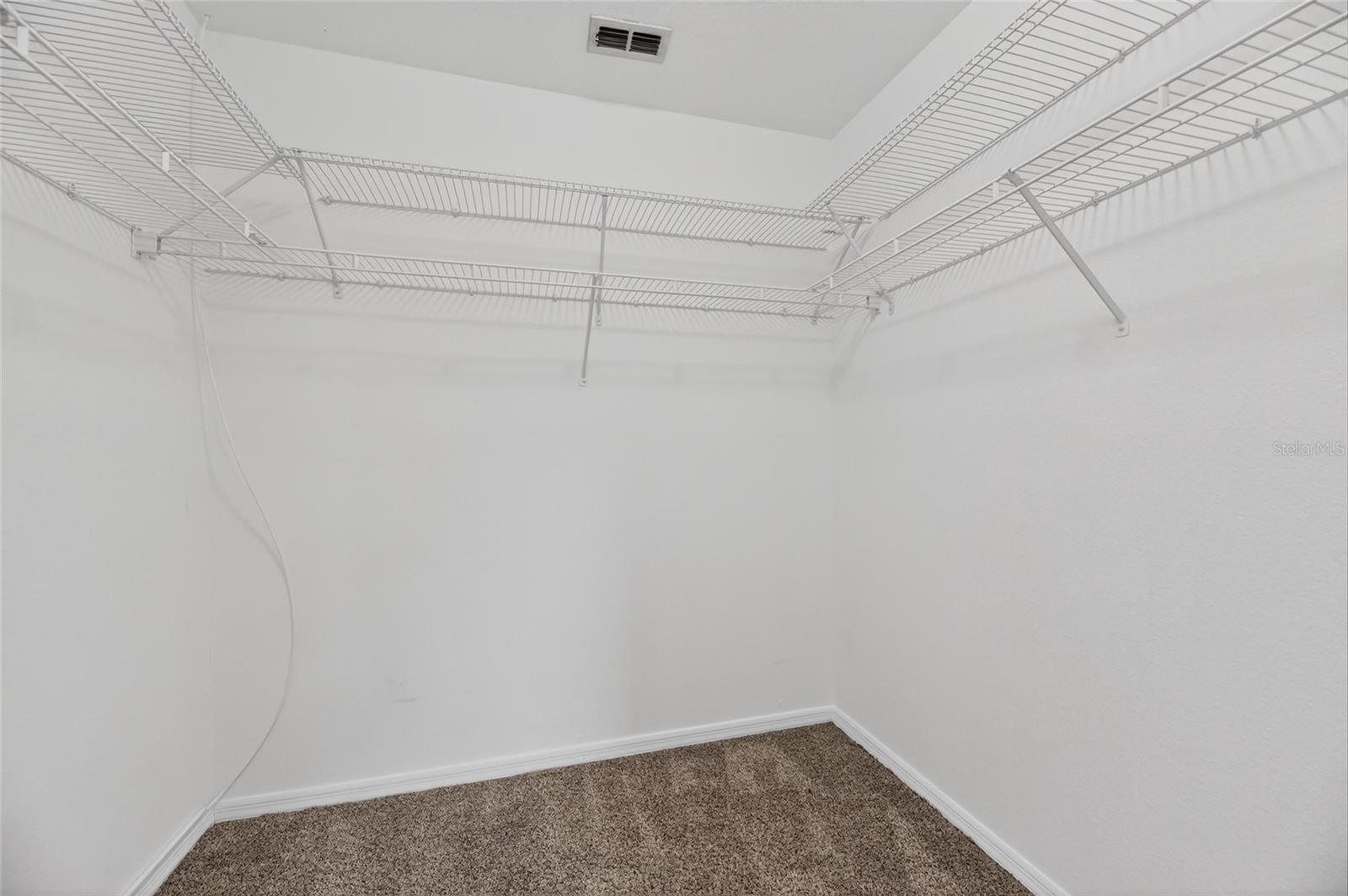 Image 25 of 57 For 140 Lookout Drive