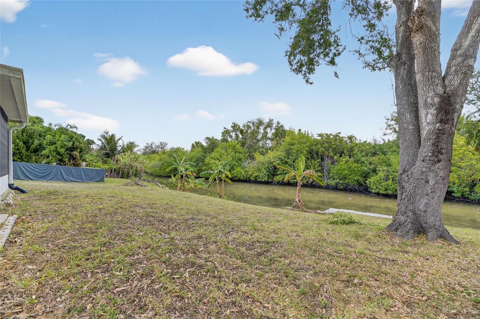 Image 43 of 57 For 140 Lookout Drive