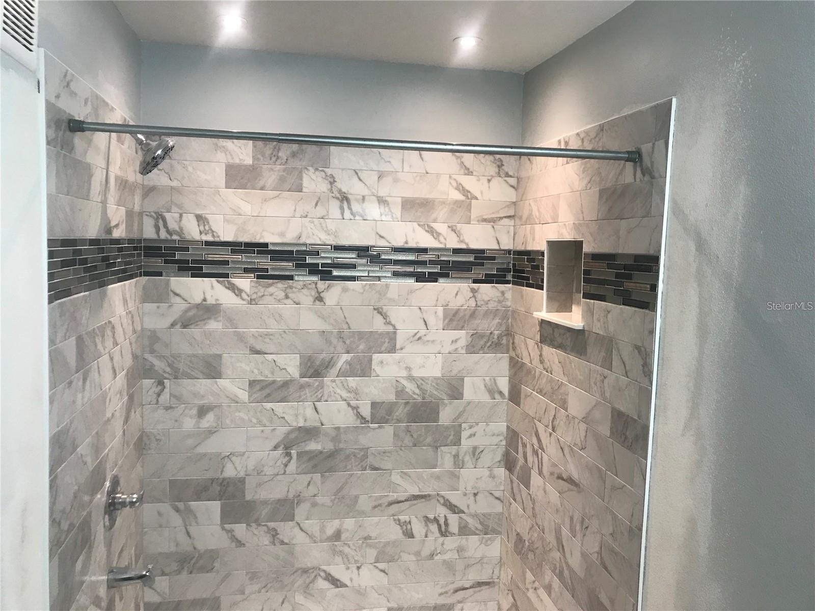 Image 11 of 15 For 18169 Sterling Gate Circle 18169