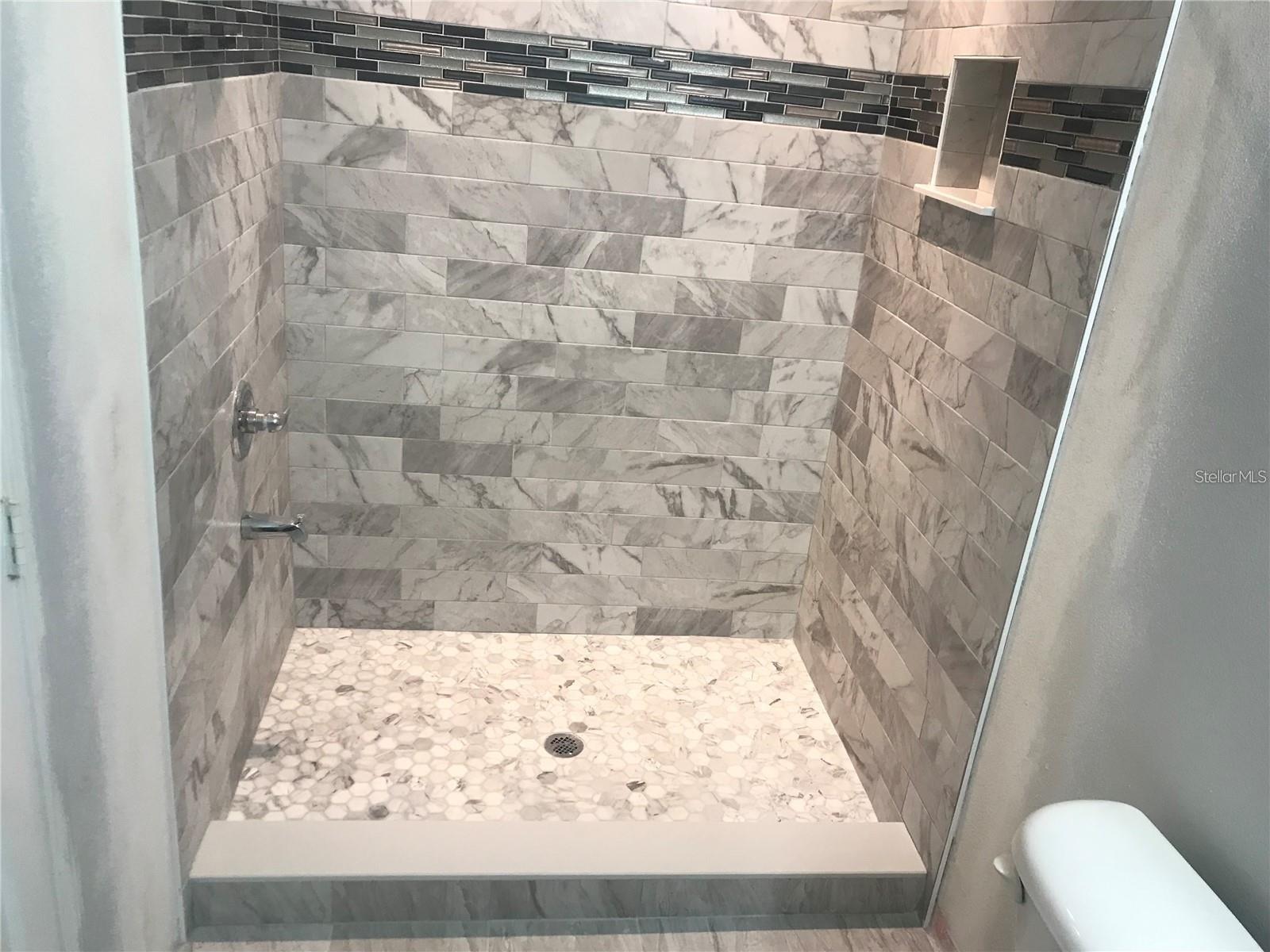 Image 12 of 15 For 18169 Sterling Gate Circle 18169