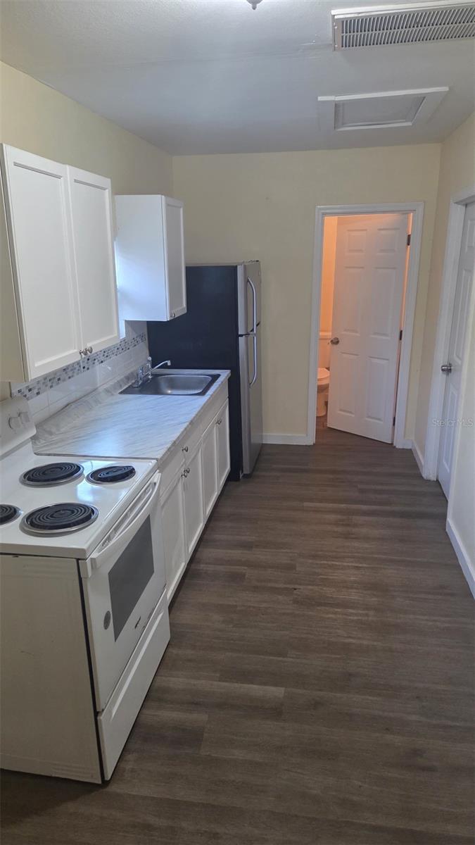 Image 5 of 12 For 4115 Comanche Avenue