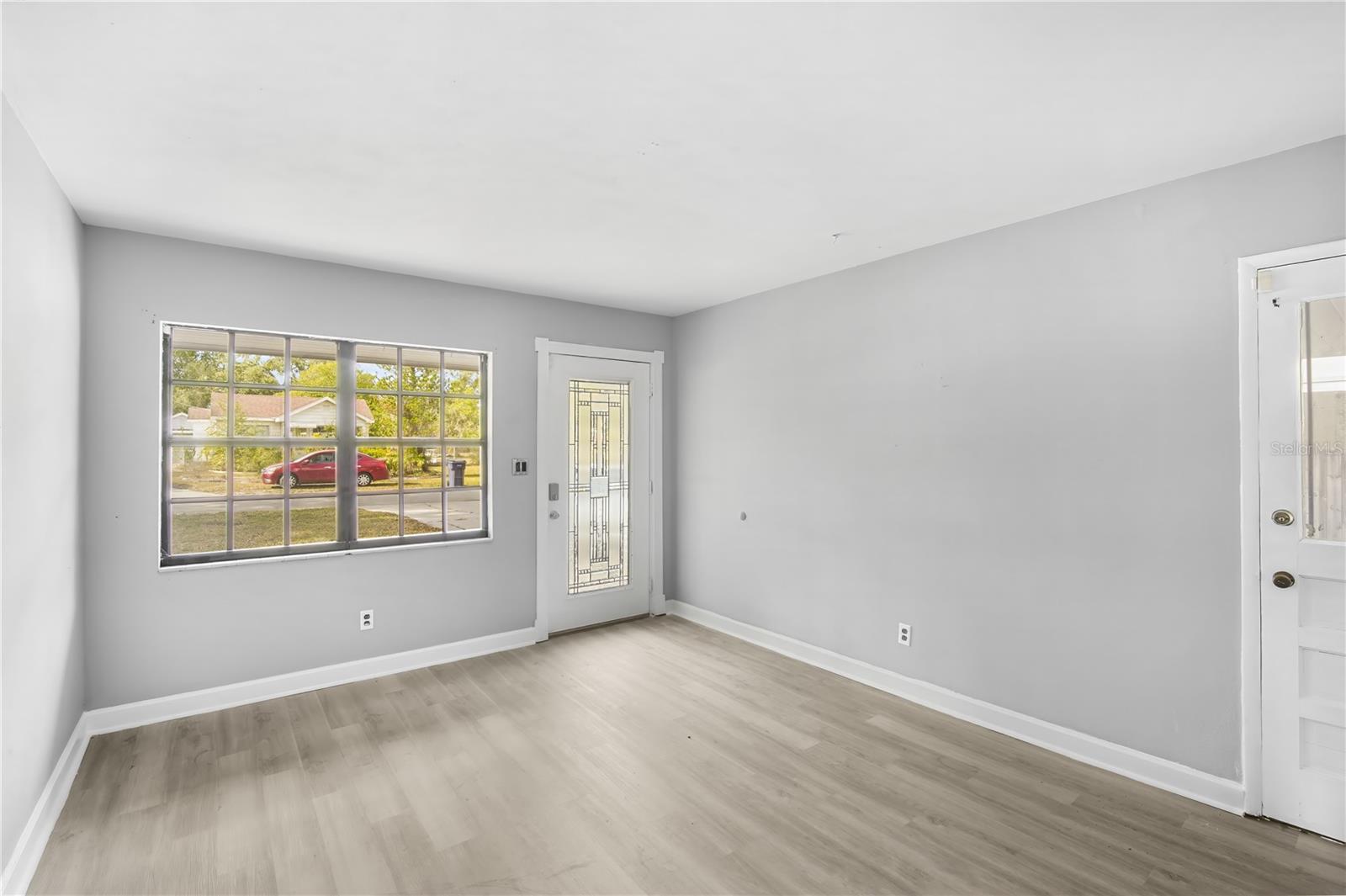 Image 6 of 23 For 6013 Otis Avenue