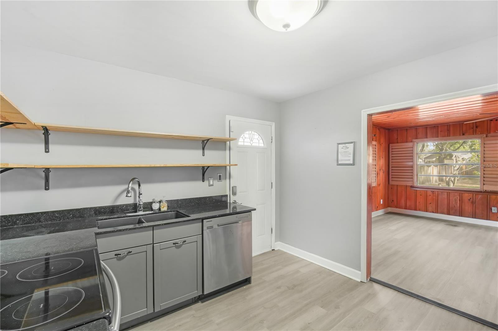 Image 7 of 23 For 6013 Otis Avenue