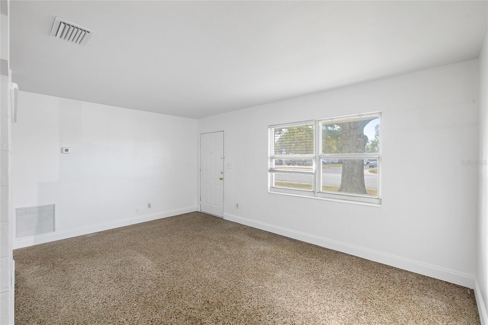 Image 6 of 26 For 6531 82nd Avenue N