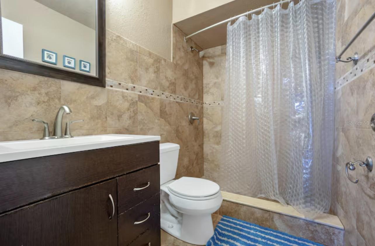 Image 14 of 18 For 7221 Northbridge Boulevard