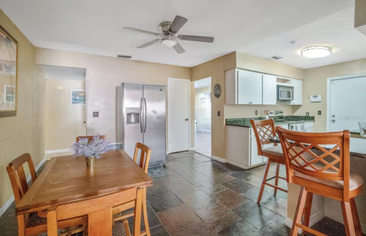 Image 5 of 18 For 7221 Northbridge Boulevard