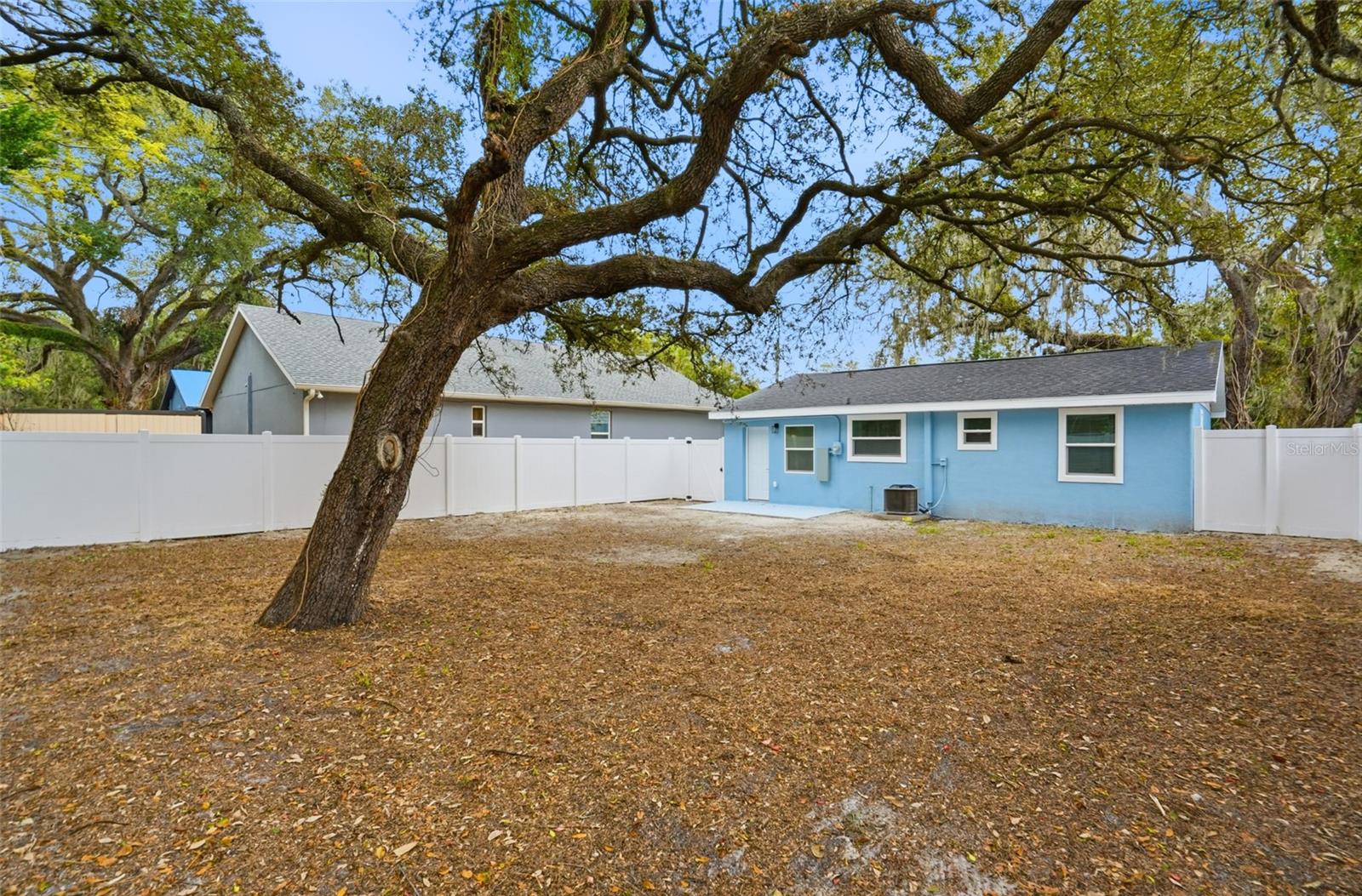 Image 15 of 16 For 8206 Hillsborough Lane