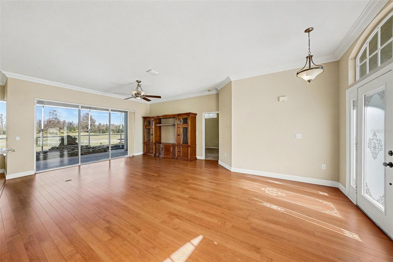 Image 5 of 27 For 7726 Bouquet Court