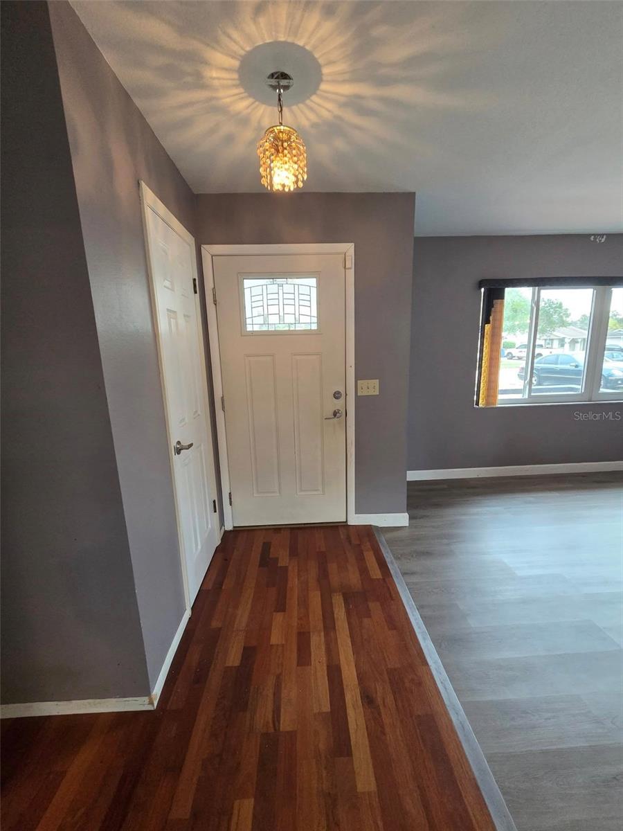 Image 2 of 19 For 4425 Black Fox Drive