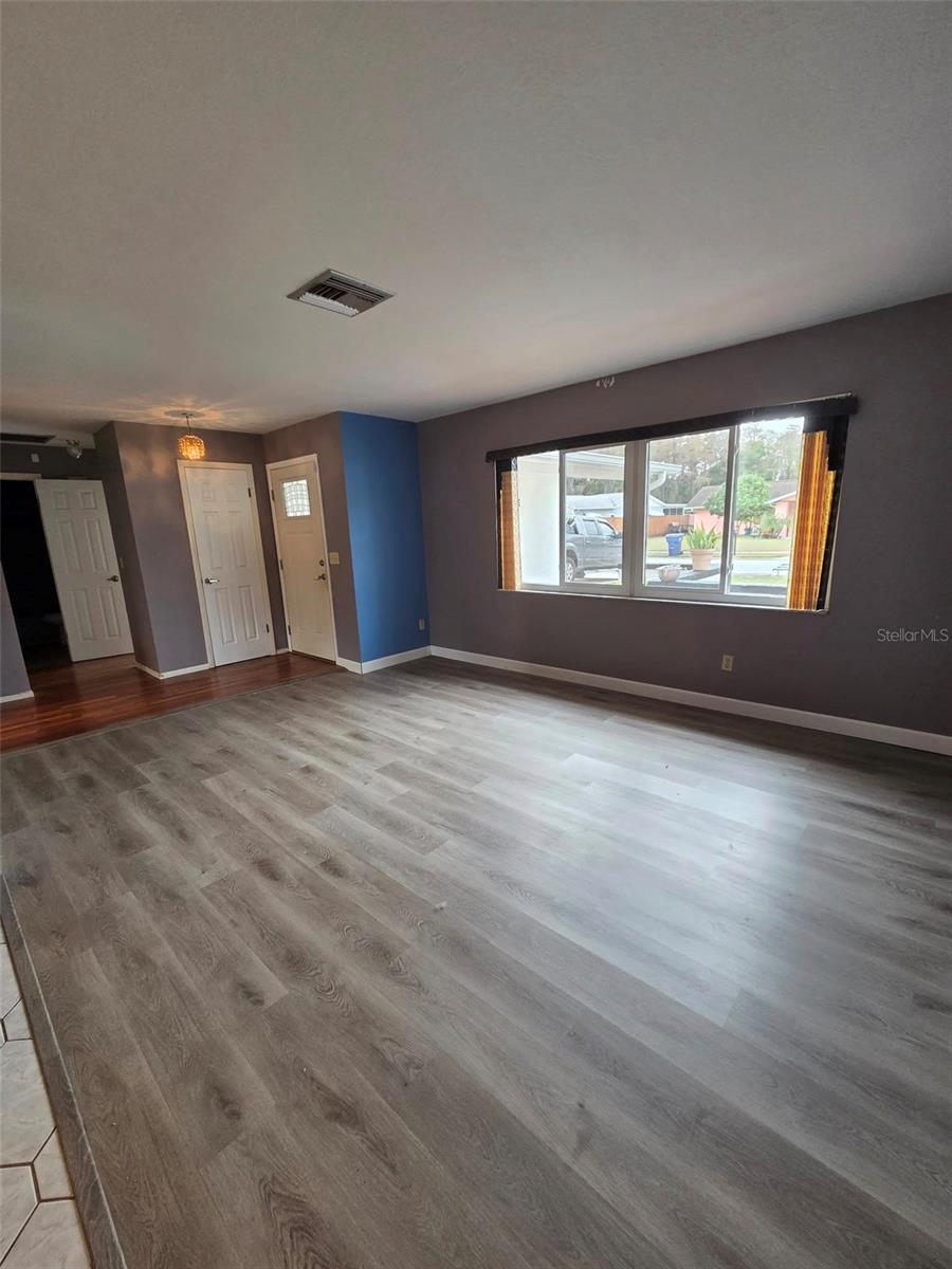 Image 3 of 19 For 4425 Black Fox Drive