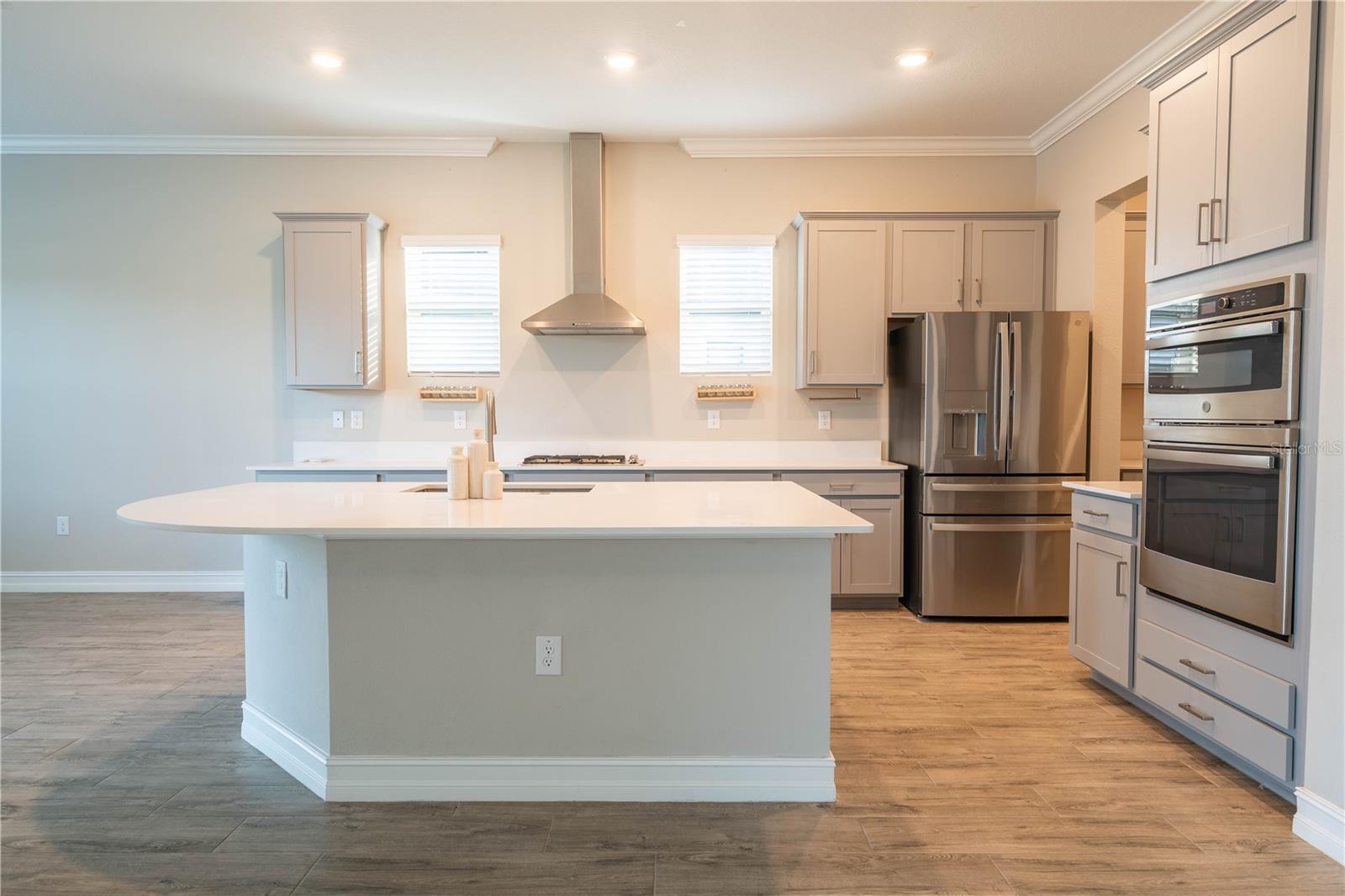 Image 12 of 43 For 21396 Snowy Orchid Terrace