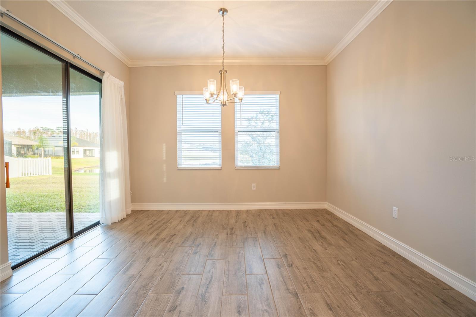 Image 22 of 43 For 21396 Snowy Orchid Terrace