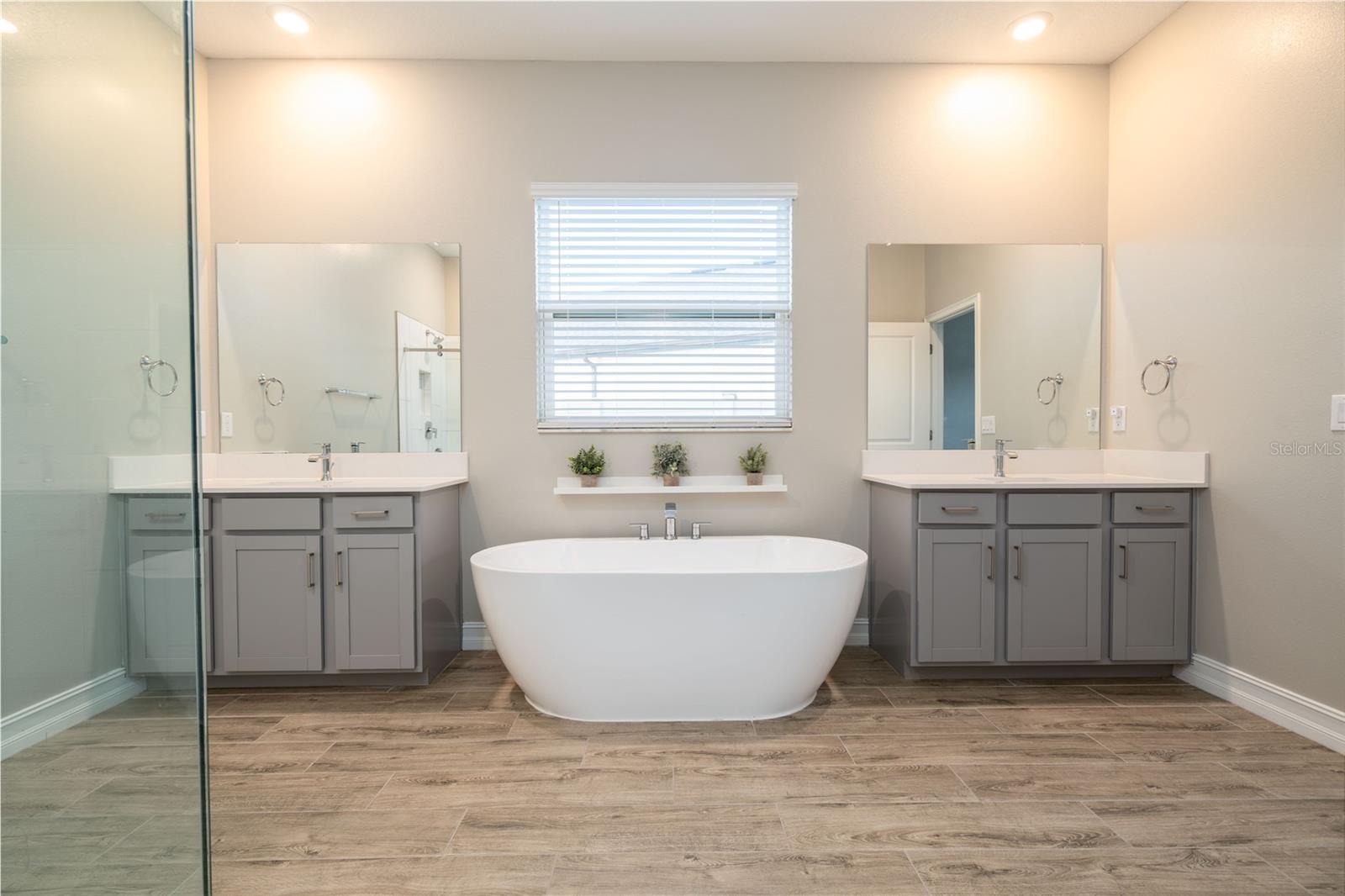 Image 27 of 43 For 21396 Snowy Orchid Terrace