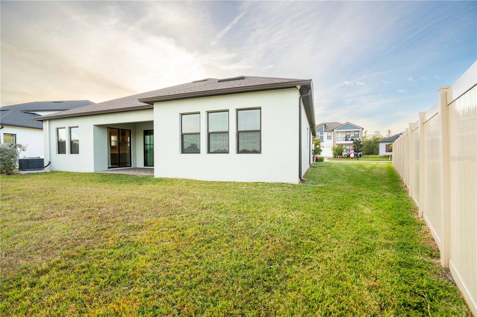 Image 38 of 43 For 21396 Snowy Orchid Terrace