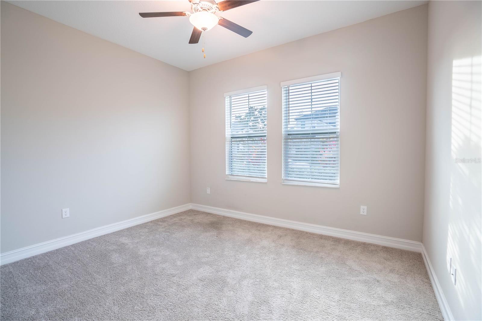 Image 6 of 43 For 21396 Snowy Orchid Terrace