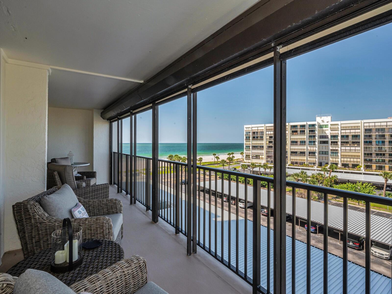 Listing photo id 9 for 1460 Gulf Boulevard 509