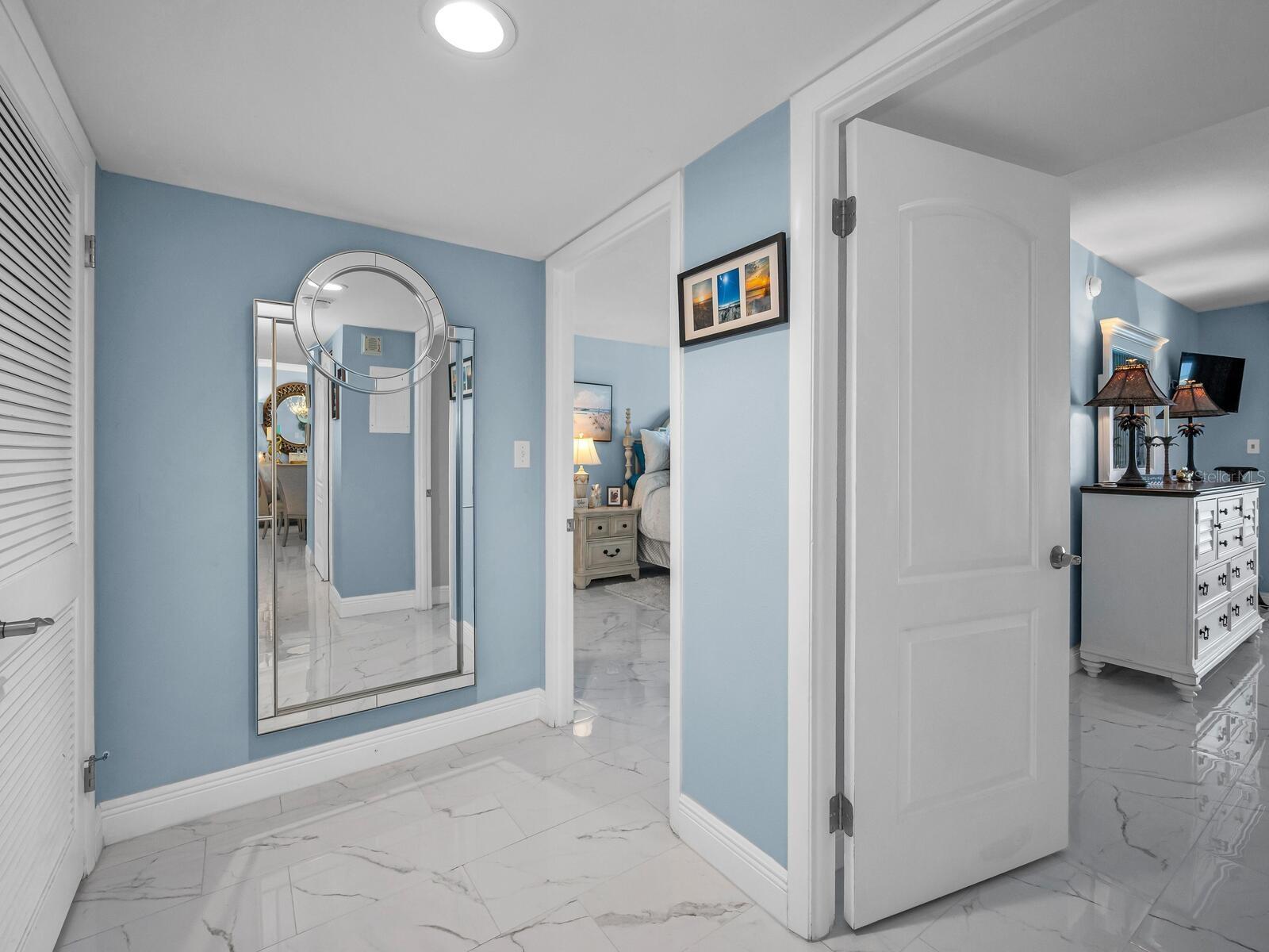 Listing photo id 26 for 1460 Gulf Boulevard 509