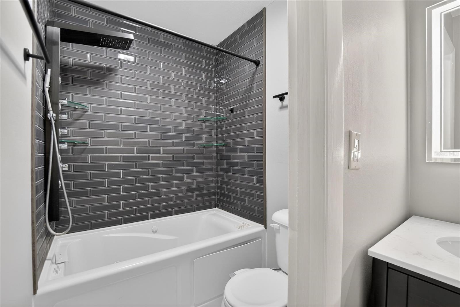 Image 27 of 43 For 7616 La Mesita Court 7616