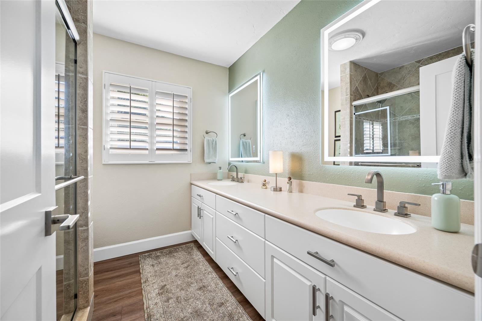 Image 33 of 63 For 1101 80th Street Court S