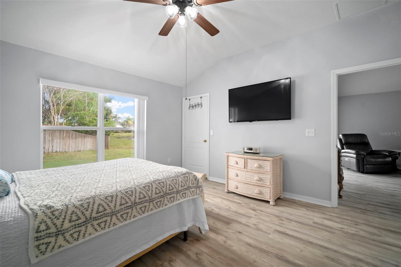 Image 5 of 62 For 30927 Whitlock Drive