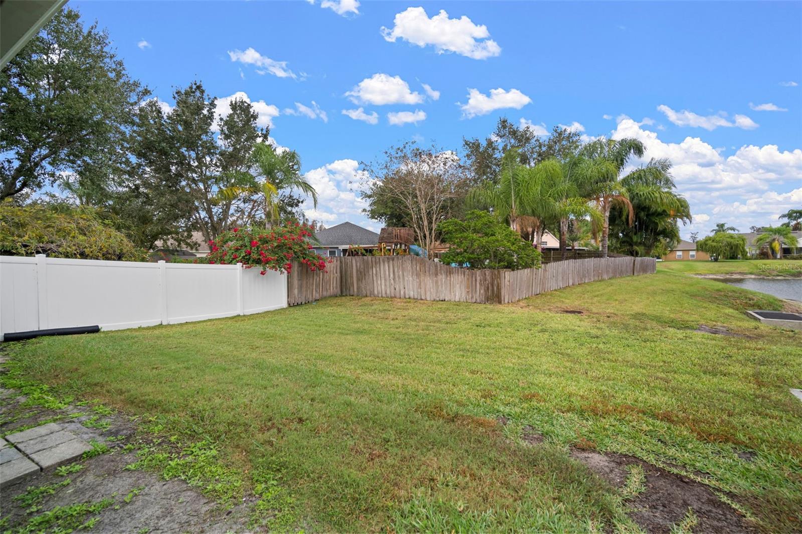 Image 8 of 62 For 30927 Whitlock Drive