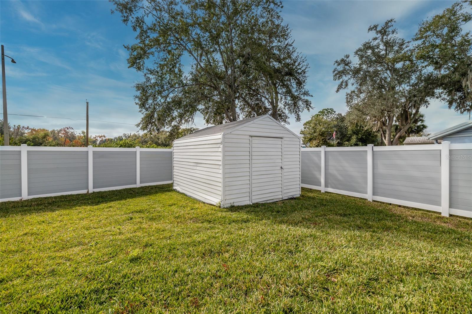 Image 39 of 64 For 23700 Lake Hills Drive