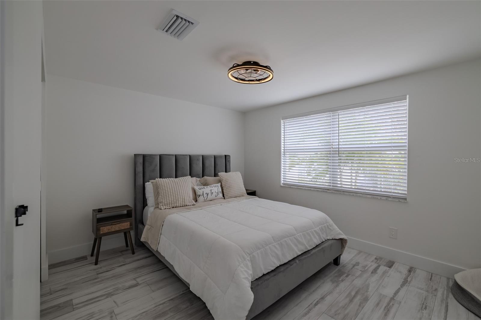 Image 52 of 64 For 23700 Lake Hills Drive