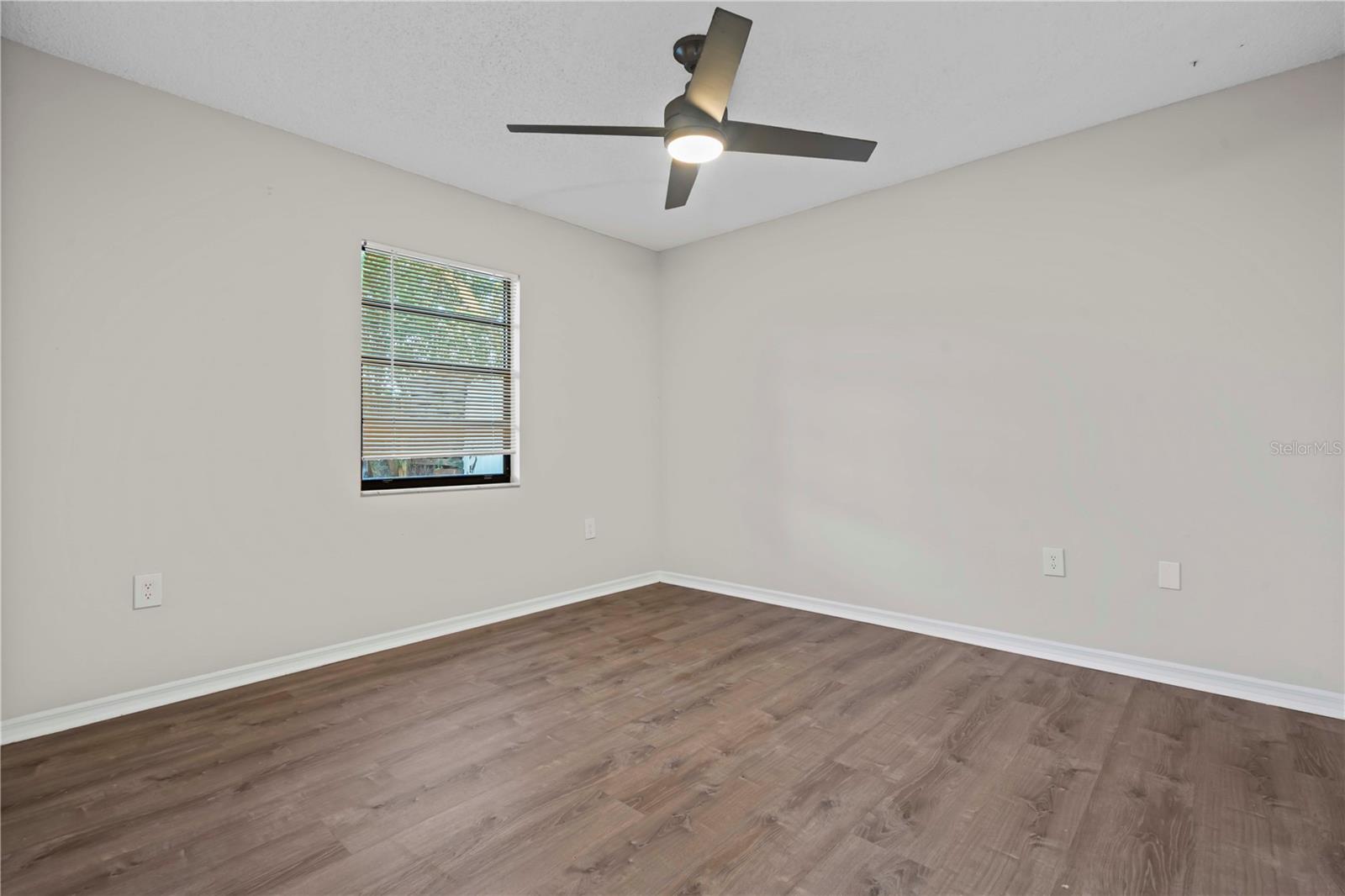 Image 20 of 47 For 5432 Birchwood Road