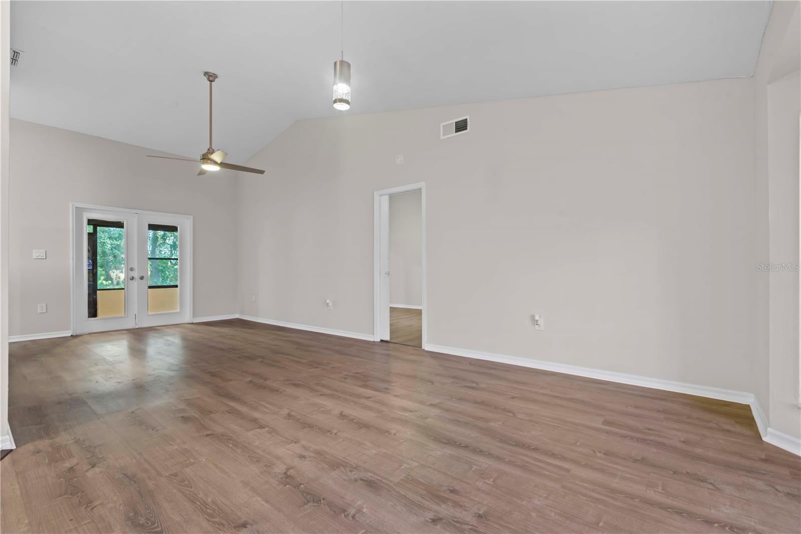 Image 26 of 47 For 5432 Birchwood Road