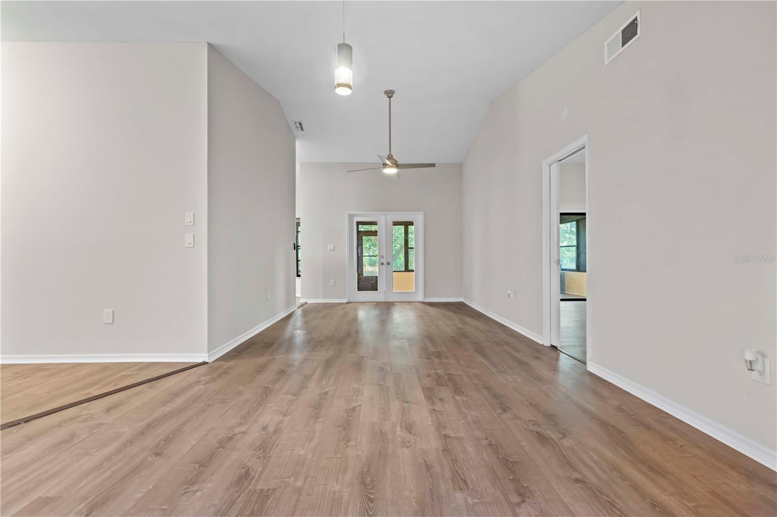 Image 27 of 47 For 5432 Birchwood Road