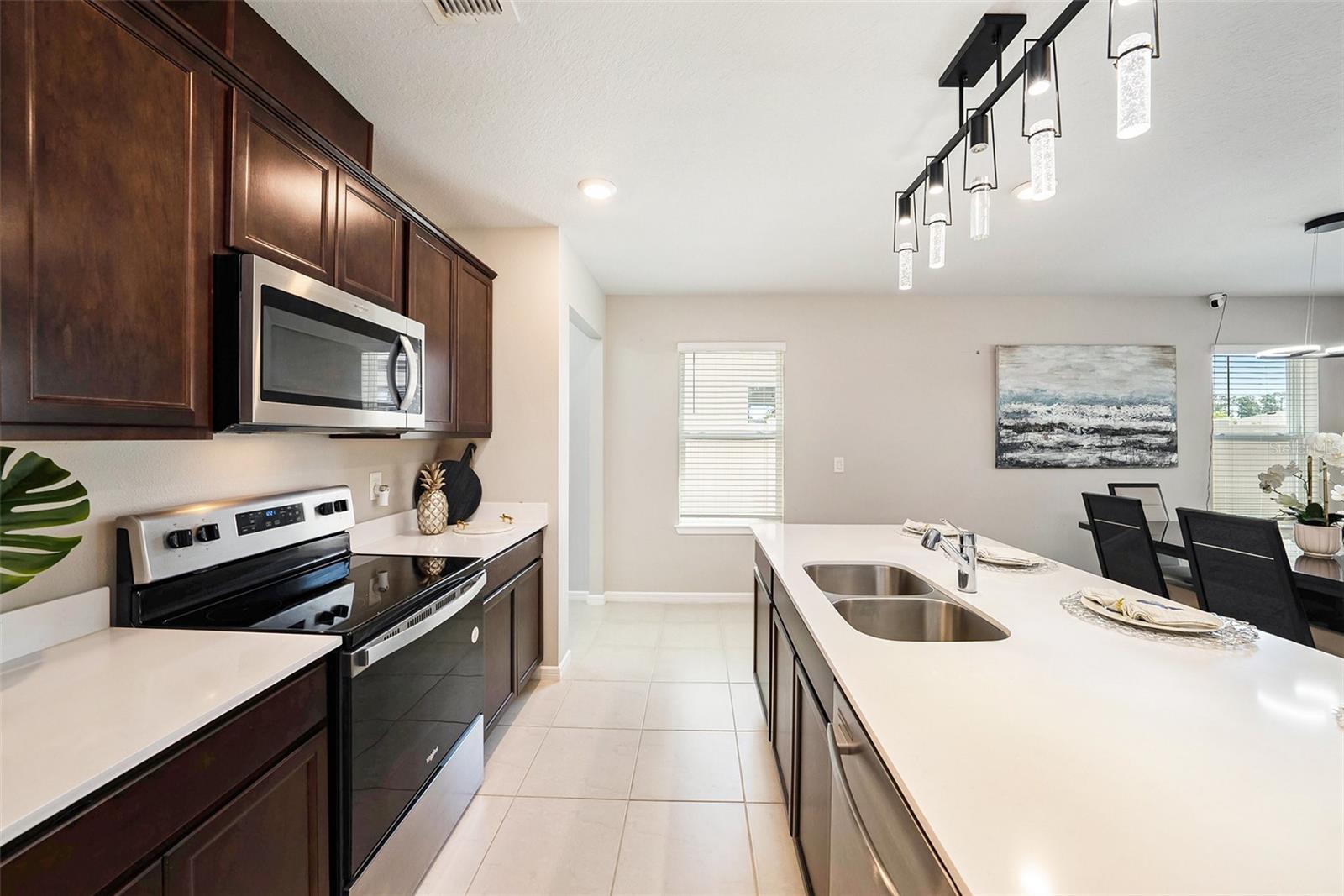 Image 14 of 34 For 30364 Marquette Avenue