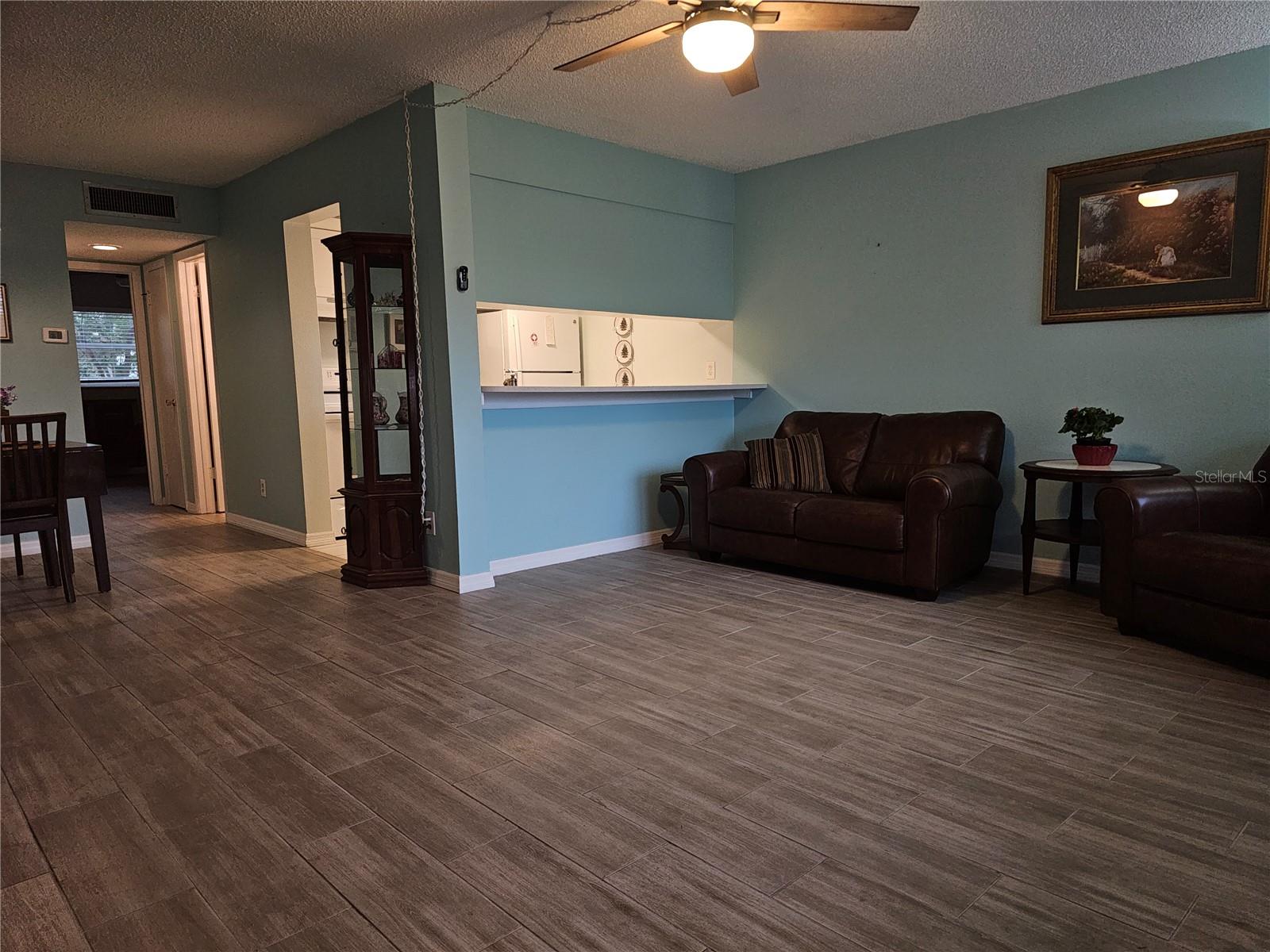 Image 4 of 28 For 2525 Bay Drive C12