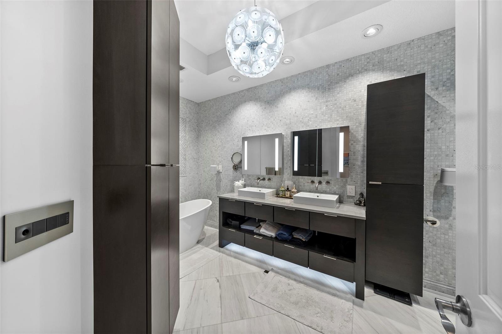 Image 36 of 61 For 449 12th Street 2602