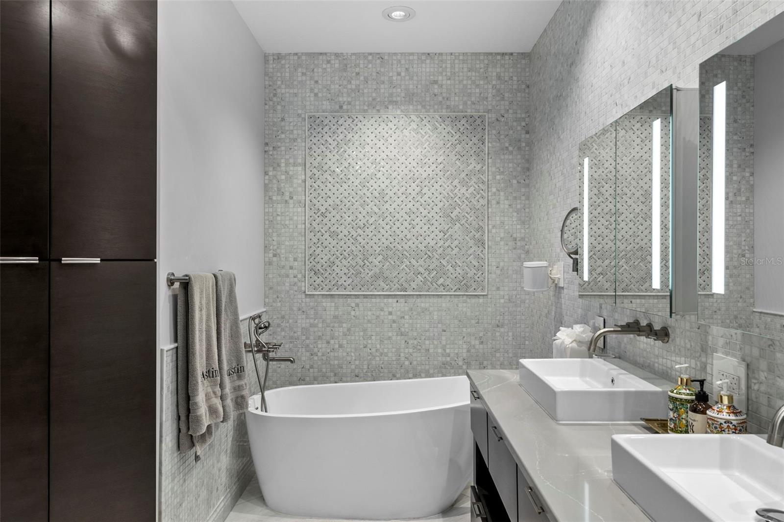 Image 37 of 61 For 449 12th Street 2602