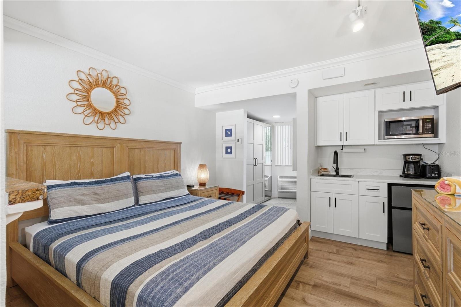 Image 10 of 42 For 445 Gulfview Boulevard 113