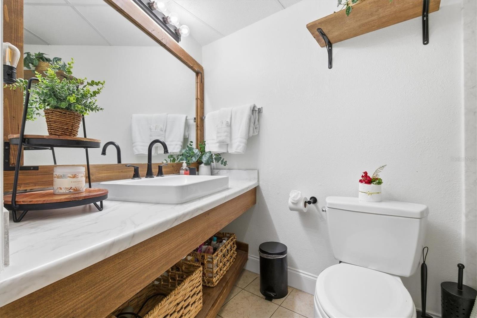 Image 16 of 42 For 445 Gulfview Boulevard 113