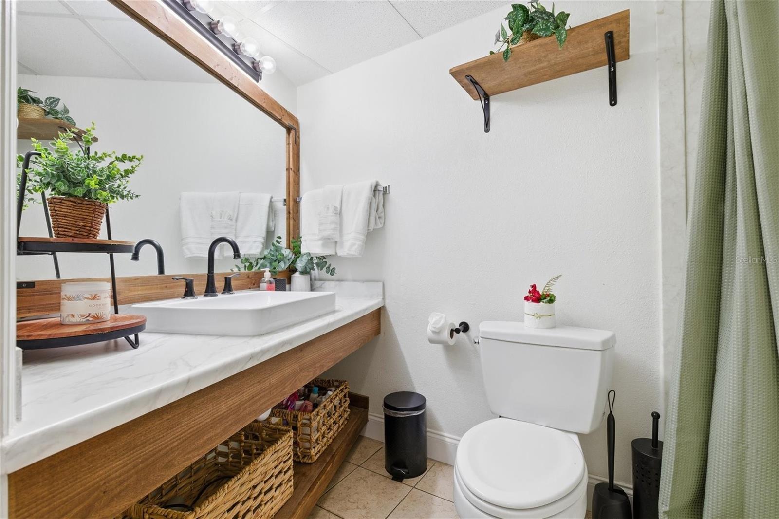 Image 18 of 42 For 445 Gulfview Boulevard 113