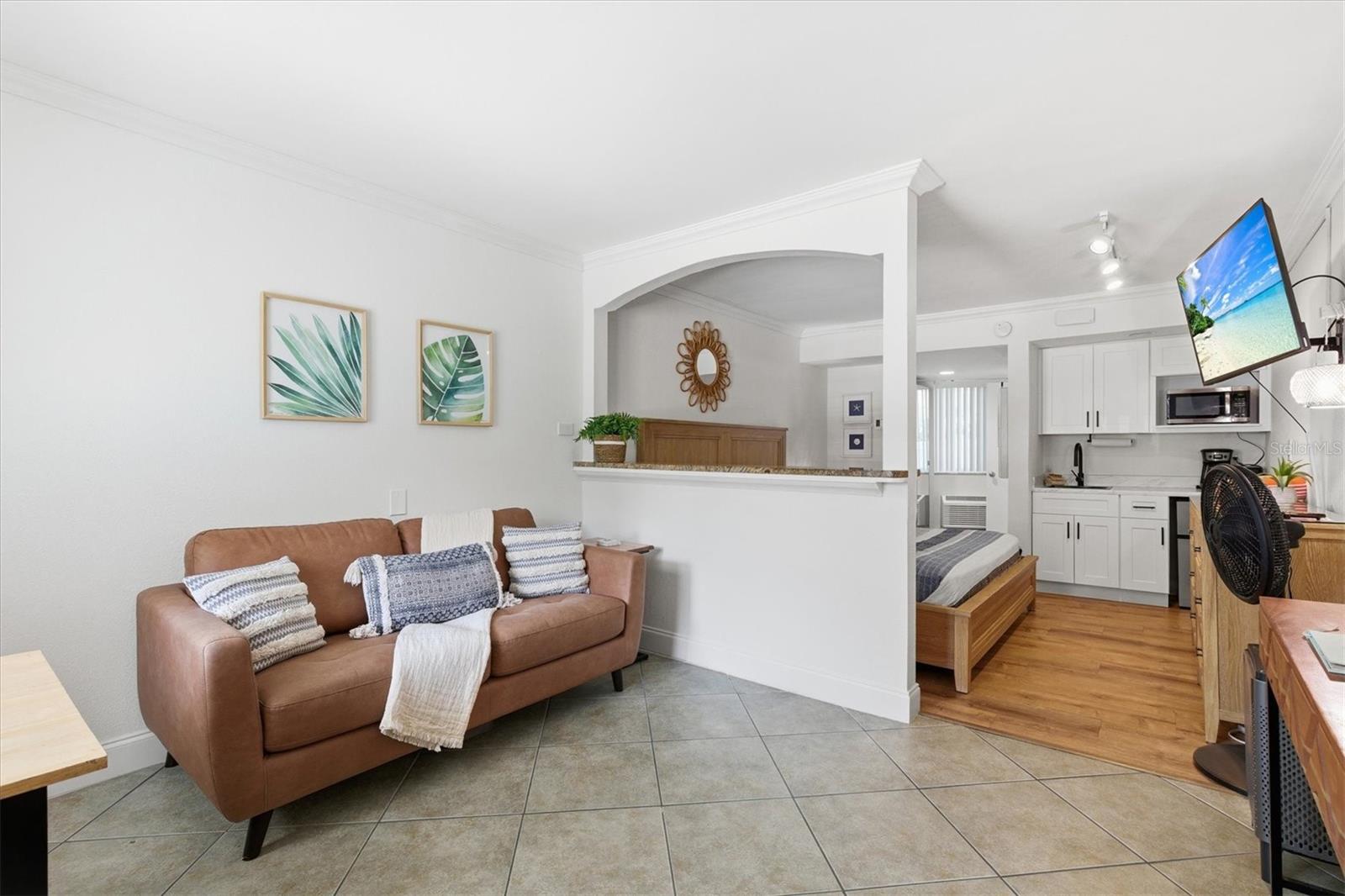 Image 5 of 42 For 445 Gulfview Boulevard 113