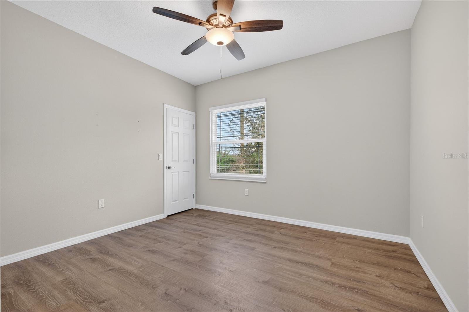 Image 19 of 35 For 4362 Tyler Circle N