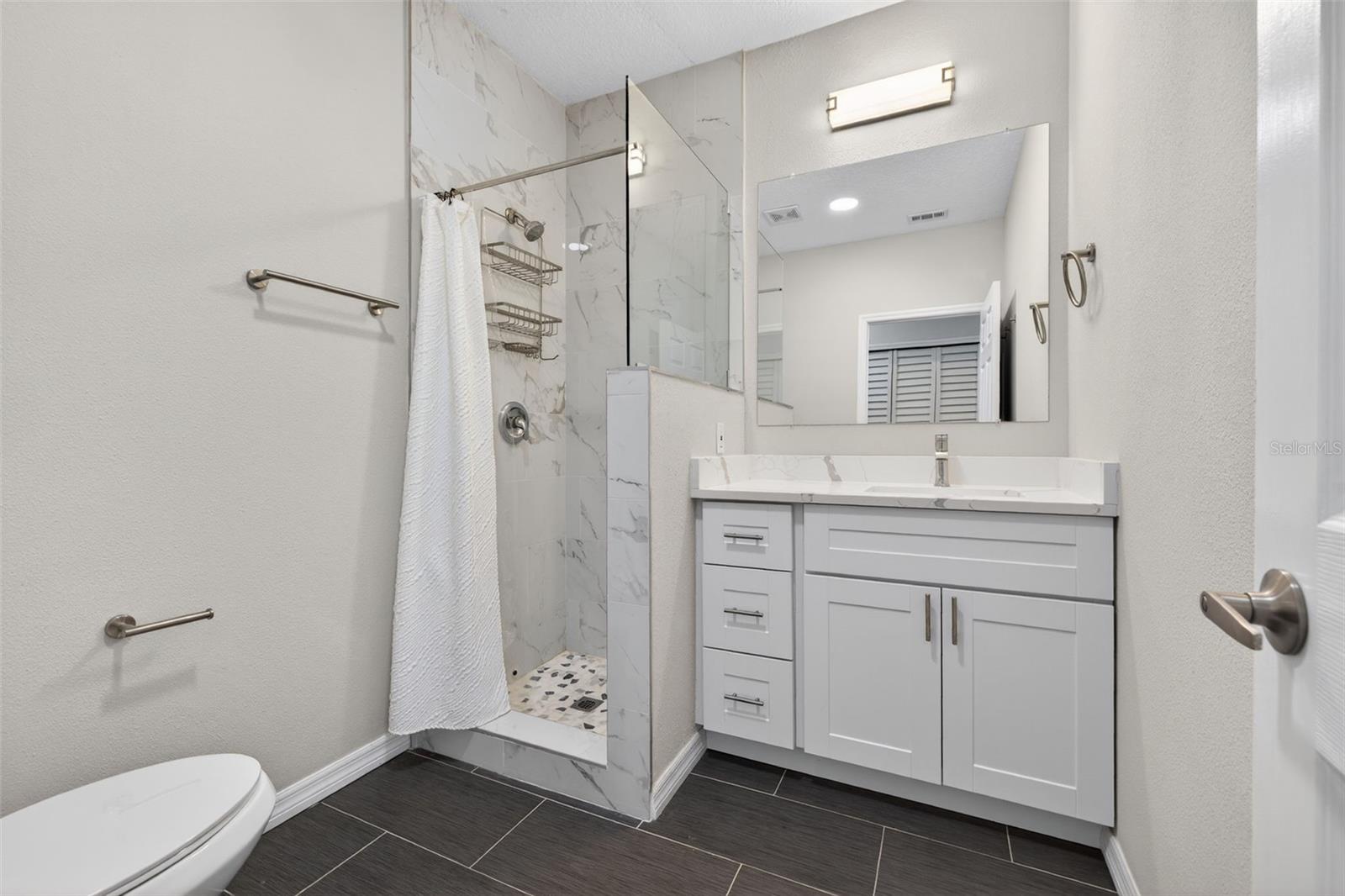 Image 20 of 35 For 4362 Tyler Circle N